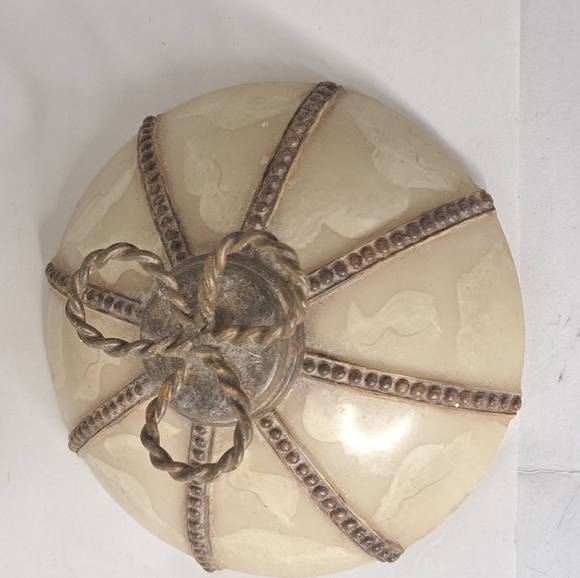 Vintage Croscill Home Romanza Trinket Box Hand Painted Faux Onyx Brass. - Picture 6 of 10